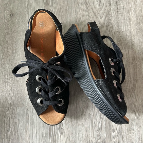 Bernie Mev Marcelo Lace Up Wedges - Picture 1 of 6